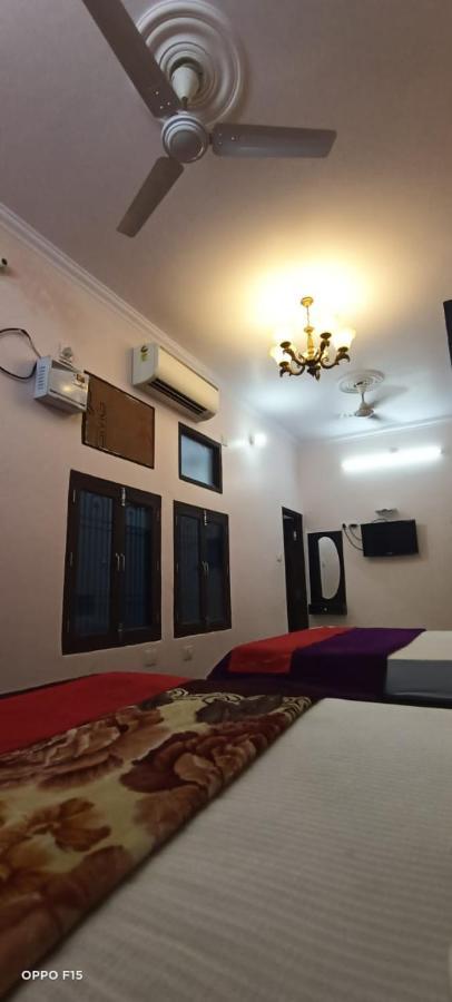Hotel Blue Star Varanasi Ngoại thất bức ảnh