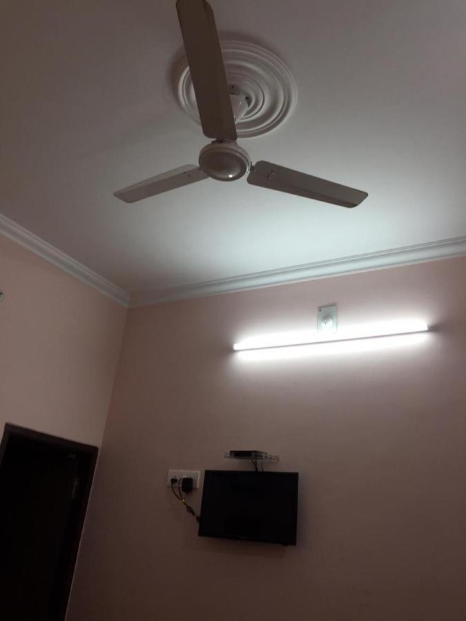 Hotel Blue Star Varanasi Ngoại thất bức ảnh