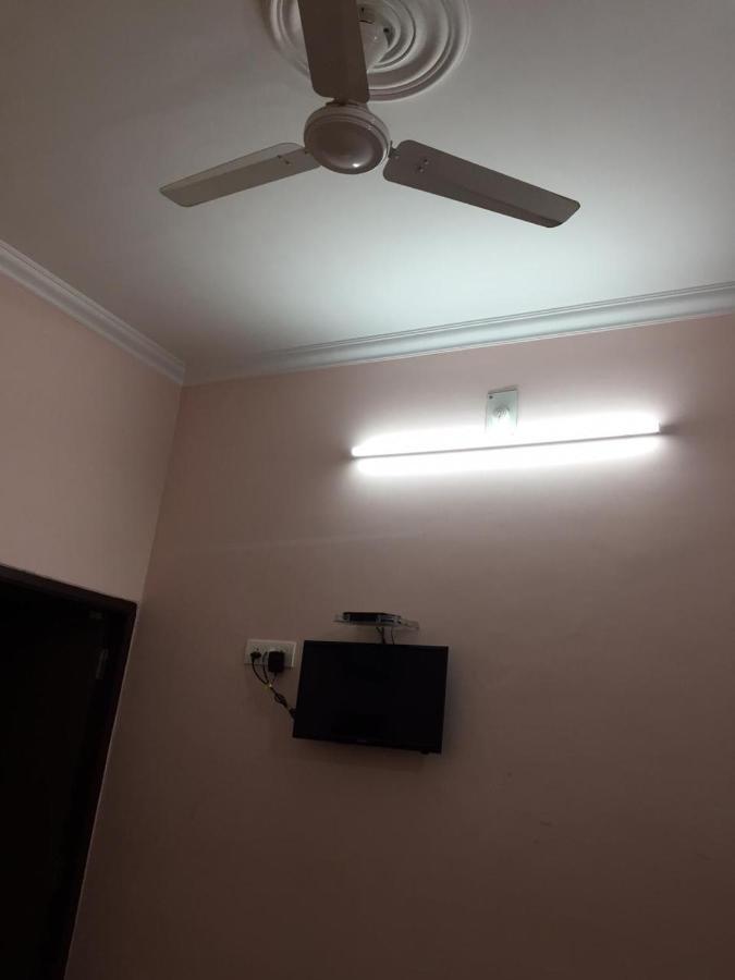 Hotel Blue Star Varanasi Ngoại thất bức ảnh